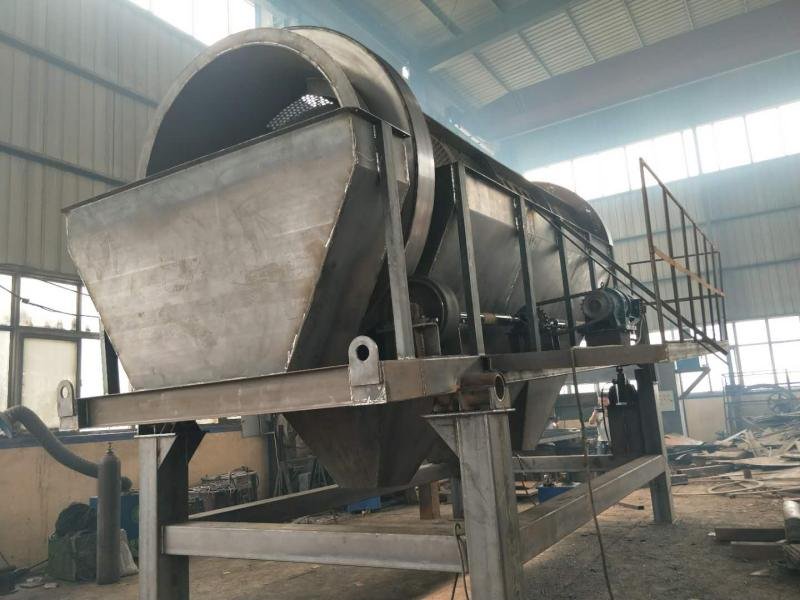 圓筒回轉(zhuǎn)篩-砂石滾筒篩-滾筒篩砂機-籠式<a href='http://www.wygqa.com' title='滾筒篩' target='_blank'>滾筒篩</a>分機(圓筒篩技術(shù)參數(shù))